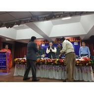 TISS Guwahati Off-Campus signs MoU with VV Giri National Labour Institute (VVGNLI) for researching on various issues related to labour