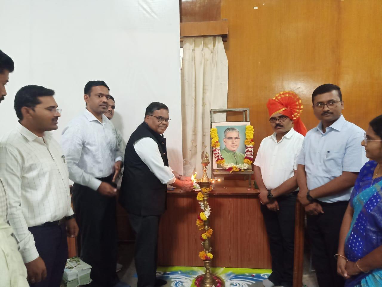 Vasantrao Naik Krishi Mitra Award